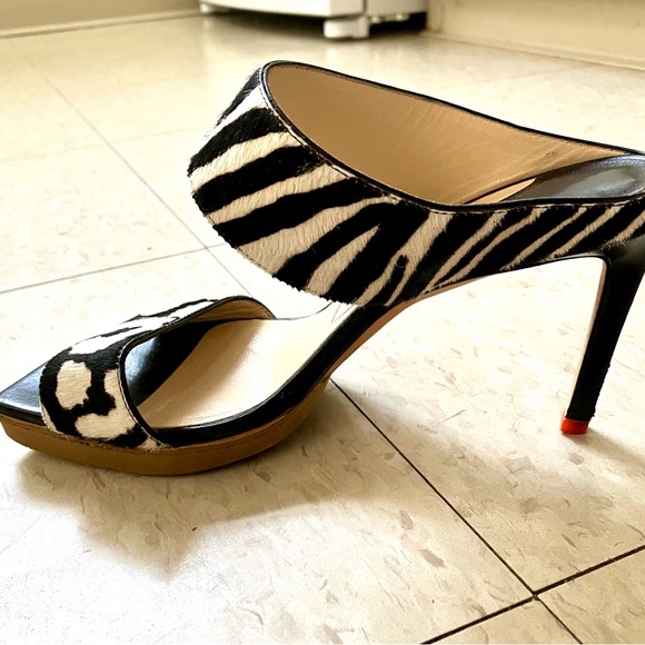 Stylish Jimmy Choo Medium Heel Zebra Print Mules - Picture 5 of 7